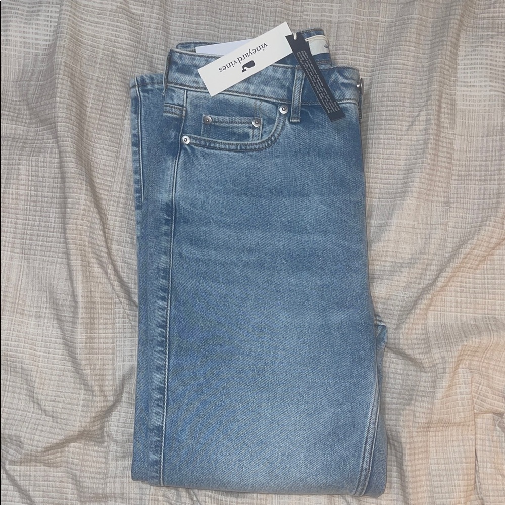 Vineyard Vines High-Rise Straight Jeans in Light Blue
